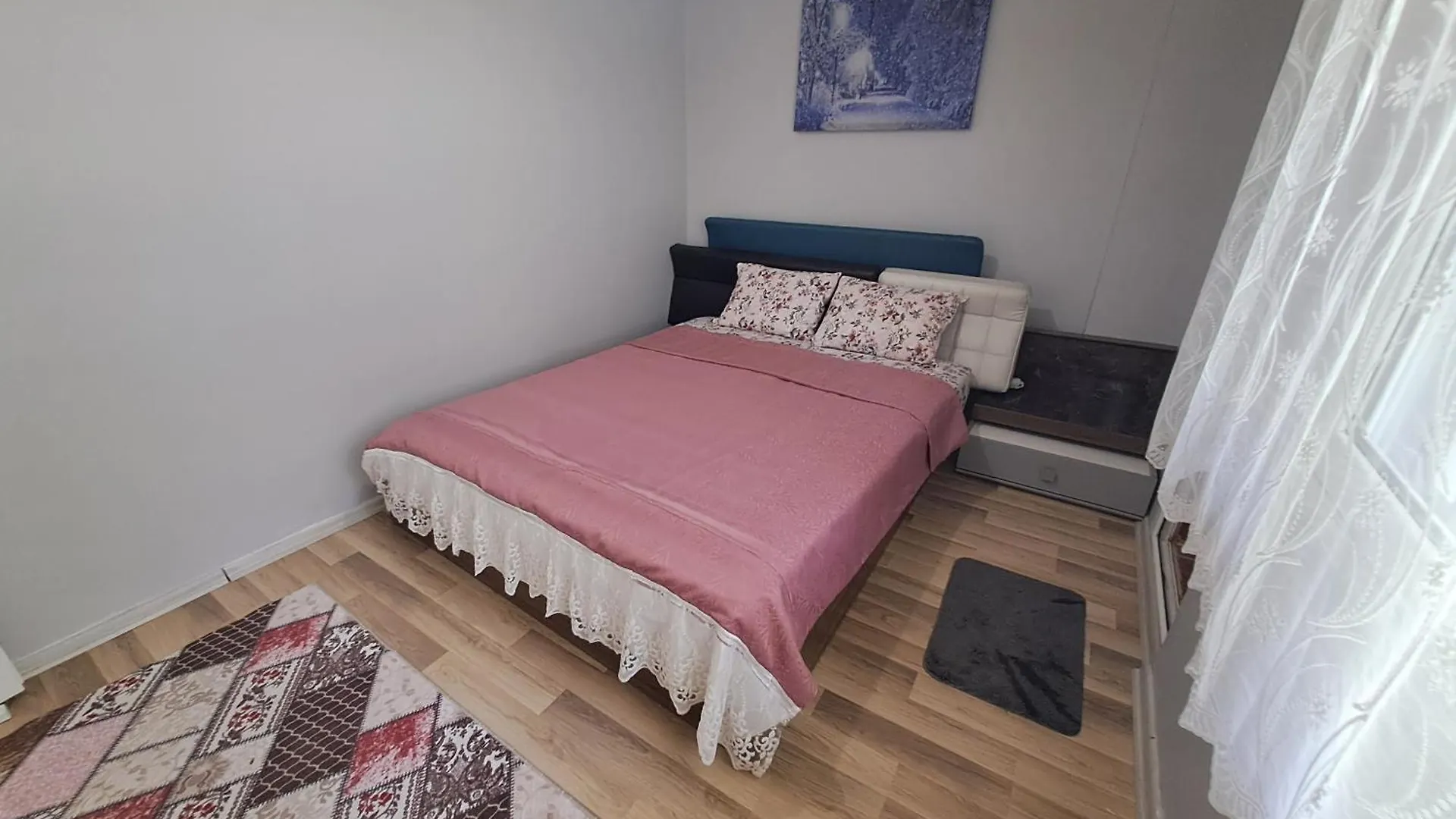 Kusadasi Deniz Yildizi Sitesi Havuzlu 0*,